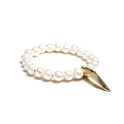 CLAW AND PEARLS